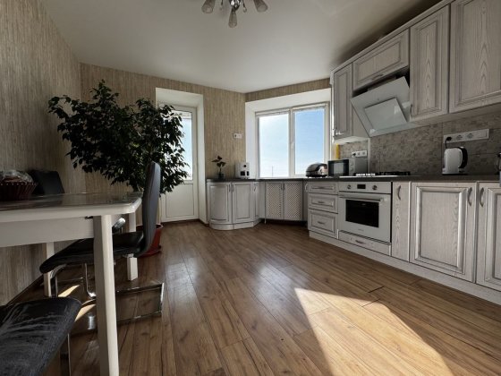 Продам Квартриту в Жк Світлиця  з 2% оформлення, програми Так! Немішаєве