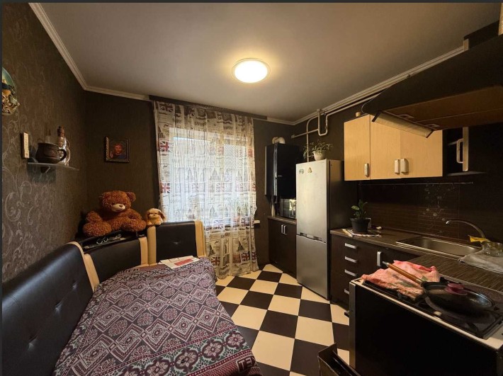 Найнища ціна!!! 1 кімн квартира з мінімальним оформленням - фото 1