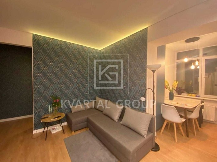 Затишна 2К квартира з меблями та ремонтом. Мін. оформлення 2%. - фото 1