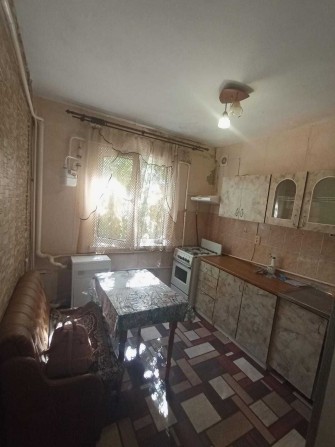 БЕЗ КОМІСІЇ! бюджетна квартира для проживання. ГАЗ - фото 1