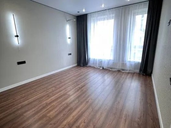 Продаж однокімнатної квартири 44 м2 ЖК Емоція Хотів