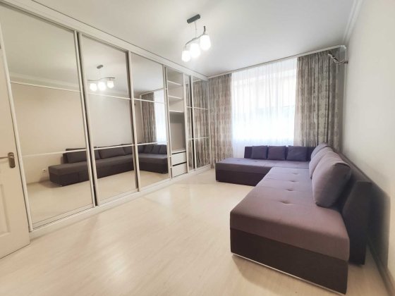 Продажа просторной, с ремонтом 1ком. ж/к Чайка ул.Лобановского Чайки