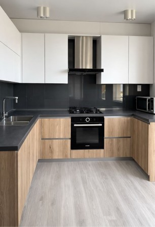 3к квартира з авторським ремонтом!Газ!10 хв до Києва!Сертифікат-ТАК - фото 1