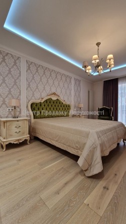 Продам 4к квартиру з терасою. Як таунхаус. Власна ділянка біля дому - фото 1