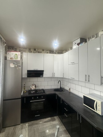 Однокімнатна квартира з ремонтом - фото 1