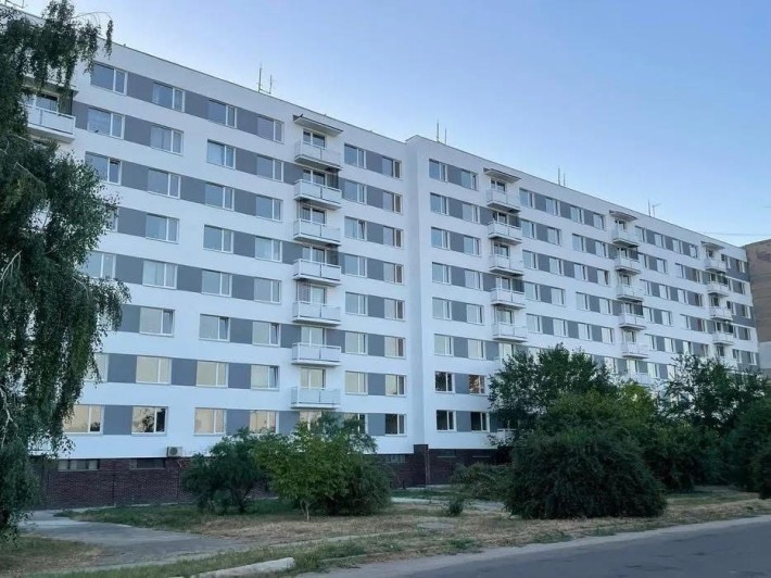 Трикімнатна квартира чеського планування в будинку після реконструкції - фото 1