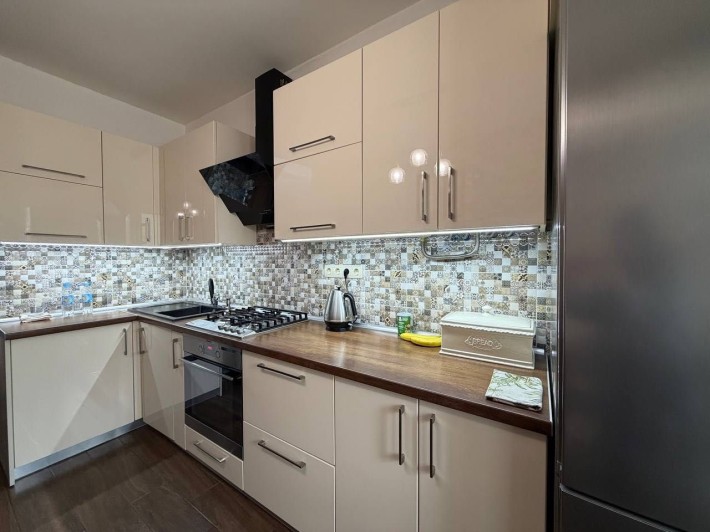 ПРОДАЖ з ремонтом 1-кім квартира Винники 73000 дол - фото 1