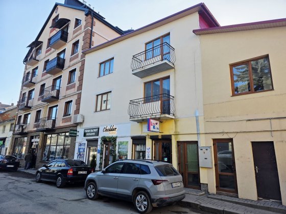 Продаються квартири в центрі Самбора,430$ за м.кв.під житло або комерц Самбор