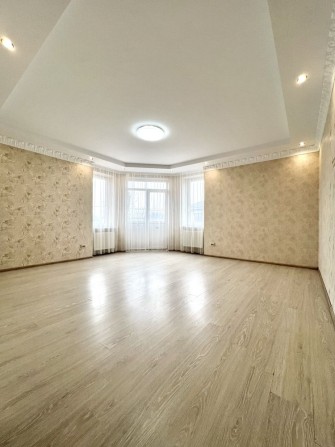 Продаж 2 кімн квартира з ремонтом, новобудова 1 пов, Пустомити, Львів - фото 1