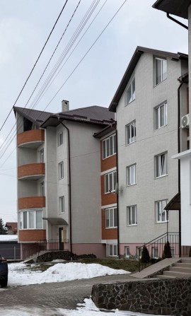 Продаж простороі 5-ти кімн.квартири в Пустомитах( вул.Молодіжна) - фото 1