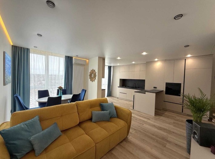 Без комісії! Продаж 2-кімнатної квартири вул. Лісна (Сихів, Зубра) - фото 1