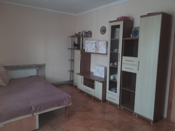 Продаш 1 кімнатної квартири в м Жидачів Славське