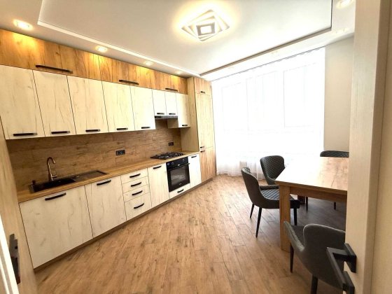 Продаж 1 кім квартири  вул. Героїв Крут Сокільники Сокільники