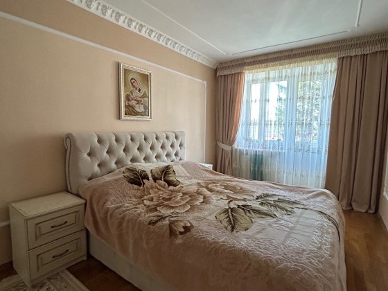 Продаж 3-х кімнатної квартири Моршин