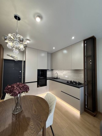 Продаж 1-кімнатної квартири з ремонтом та меблями в ЖК Continent Style - фото 1