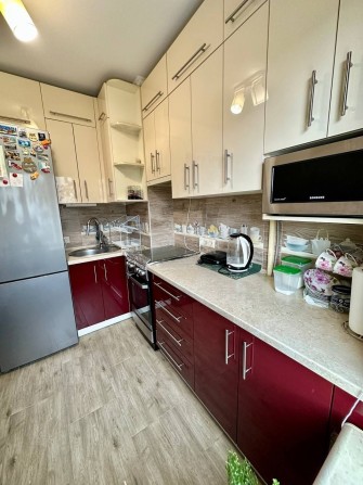 Продається  2 км квартира з ремонтом | 2 поверх| м.Новояворівськ - фото 1