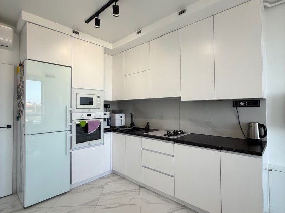 Продаж 3 кім квартири з ремонтом та власною терасою. БЕЗ КОМІСІЇ. Малехов