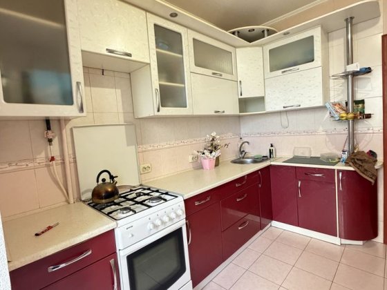 В продажу 1к к на Садовій з ремонтом, 42 кв м Радсад