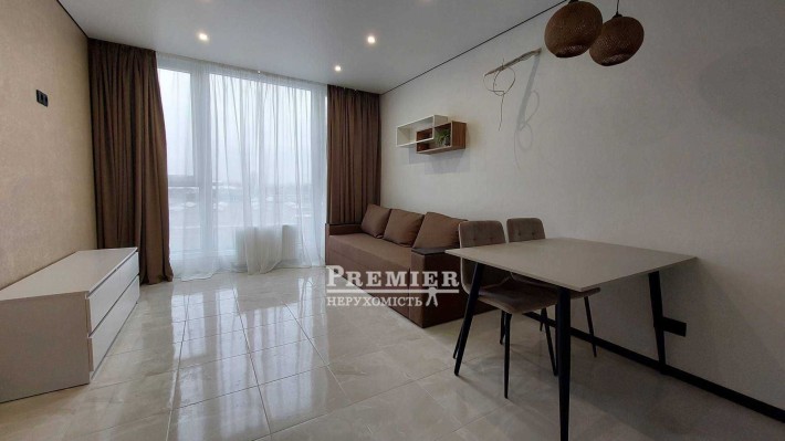 1 комнатная студия 27 м2 Ремонт Дом Сдан ЖК Акварель 8 - фото 1