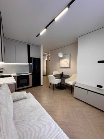 Продам квартиру у сучасному комплексі ЖК «Золота Ера» біля моря - фото 1