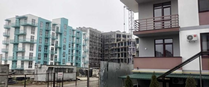 Смарт-квартира в ЖК "Golden city" . Цена ниже, чем от застройщика! - фото 1