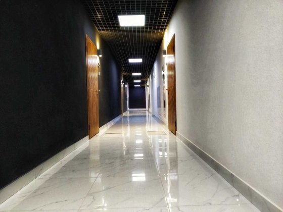 Срочно 1 комнатная квартира 42кв в Таировских Садах Кухня 22кв Лиманка