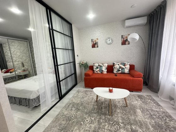 1кім квартира в ЖК Сади Рів'єри Фонтанка