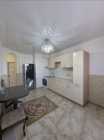 Продам однокомнатную в 59 Жемчужине - фото 1