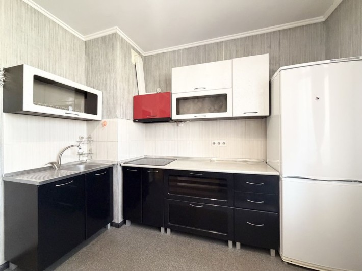 Светлая 1-комн. 39 м2  новый дом  мебель техника Таирово Радужный Торг - фото 1