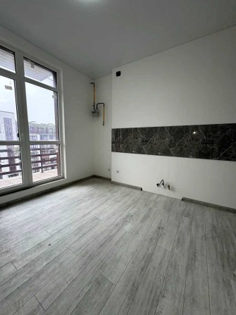 1 комнатная 39 кв.м в ЖК "Смарт Сити", Бочарова. Евроремонт! Газ - фото 1