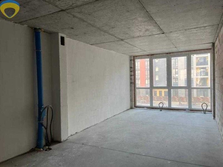 Продам большую 1-ком  квартиру в ЖК " Приморские сады" - фото 1