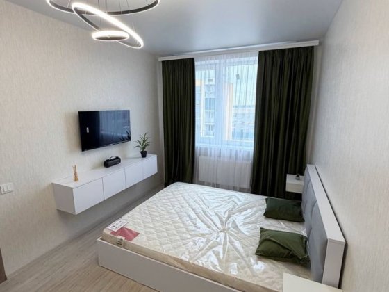 Продам новую шикарную квартиру ЖК 7 Небо! Новая мебель и техника! 7км Авангард