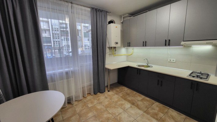 Продам  7 небо, 1-комн.квартиру 35м². 1 этаж.  СОБСТВЕННИК - фото 1