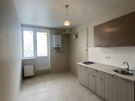 Продам унікального планування однокімнатну квартиру в ЖМ «7 Небо» Авангард