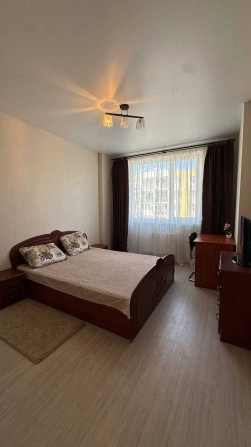 В продажу 1 квартира з гардеробною та укомплектована   -  7 Небо - фото 1