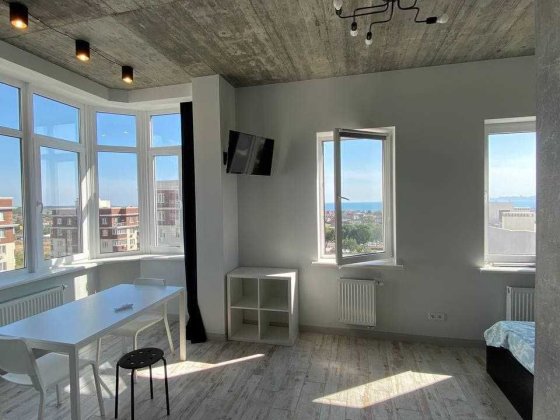 Море з вікна. Газ у домі. Забирай зараз Крижанівка