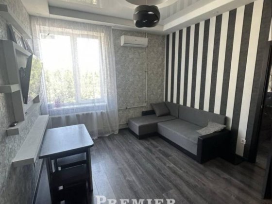2-х комнатная квартира с ремонтом Лиманка