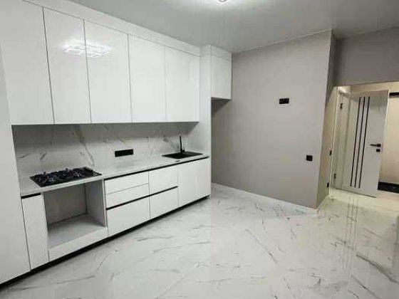 Квартира з сучасним ремонтом в новому будинку в Авангарді Авангард