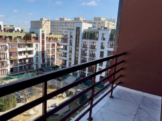 Квартира з терасою та панорамою на вул. Бувалкіна в новому будинку Крыжановка