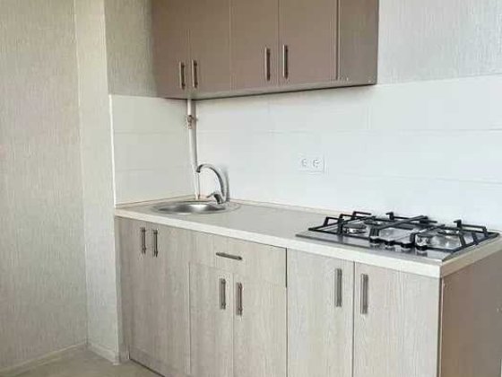 Продам 2 кім квартиру ЖК 7 небо кращій поверх Авангард