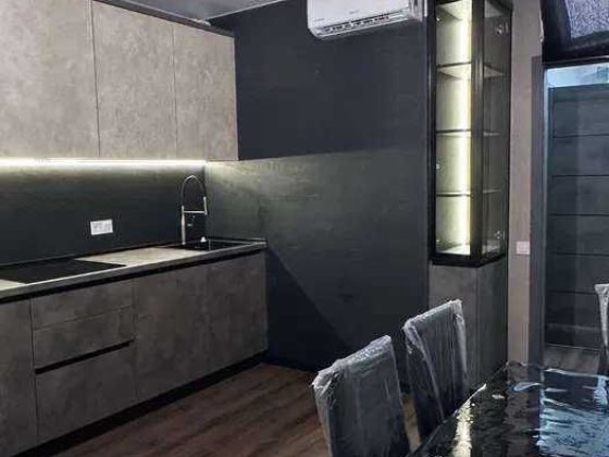 1 комнатная/D евроремонт/43кв.м/ КАДОР на Сахарова Крижанівка