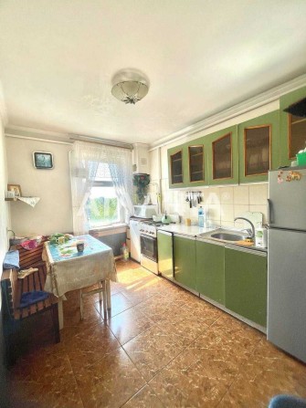 В продаже 4-х комн квартира в доме с газом. Согласны на госпрограммы! - фото 1