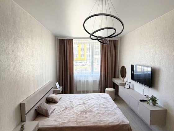 Продам шикарную новую квартиру ЖК 7 Небо! 1 этаж Новый дом! Авангард