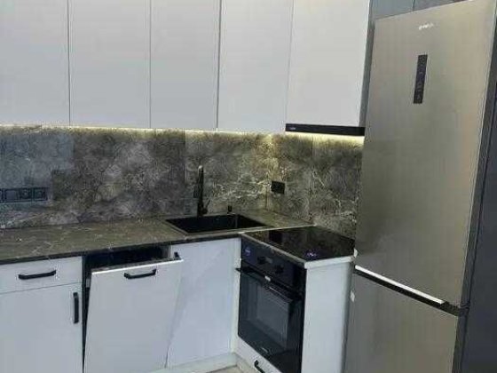 Продам однокімнатну квартиру в ЖК Золота ера з ремонтом Крыжановка