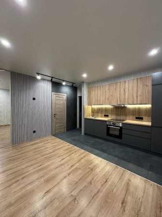 НОВАЯ, СОВРЕМЕННАЯ 2-комн. квартира в КАДОРР на ул. Сахарова - фото 1