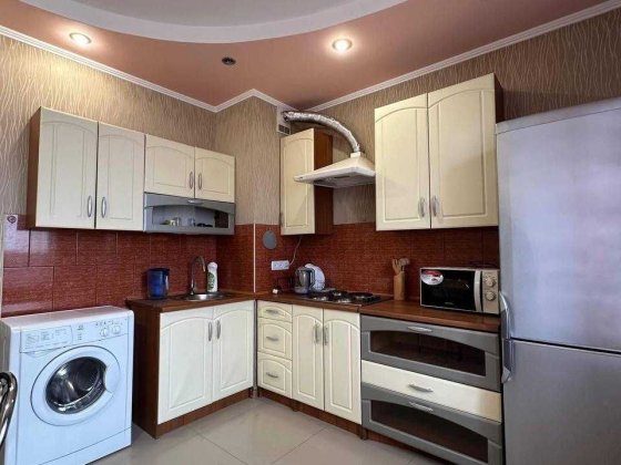 Лучшаяя цена новая  1 ком квартира новый дом Таирова Лиманка