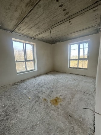 Л С Квартира  на Сахарово вул - фото 1