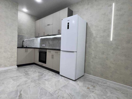 У продажу двокімнатна квартира з ремонтом в новому будинку на Таїрова Лиманка