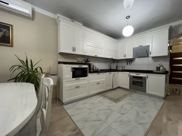 ЭКС! Продам красивую 3 к. 90 м с ремонтом!Дом 2013г!Евидновлення! - фото 1