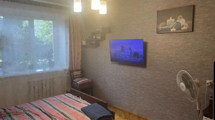 Продам двухкомнатную квартиру на Добровольского - фото 1